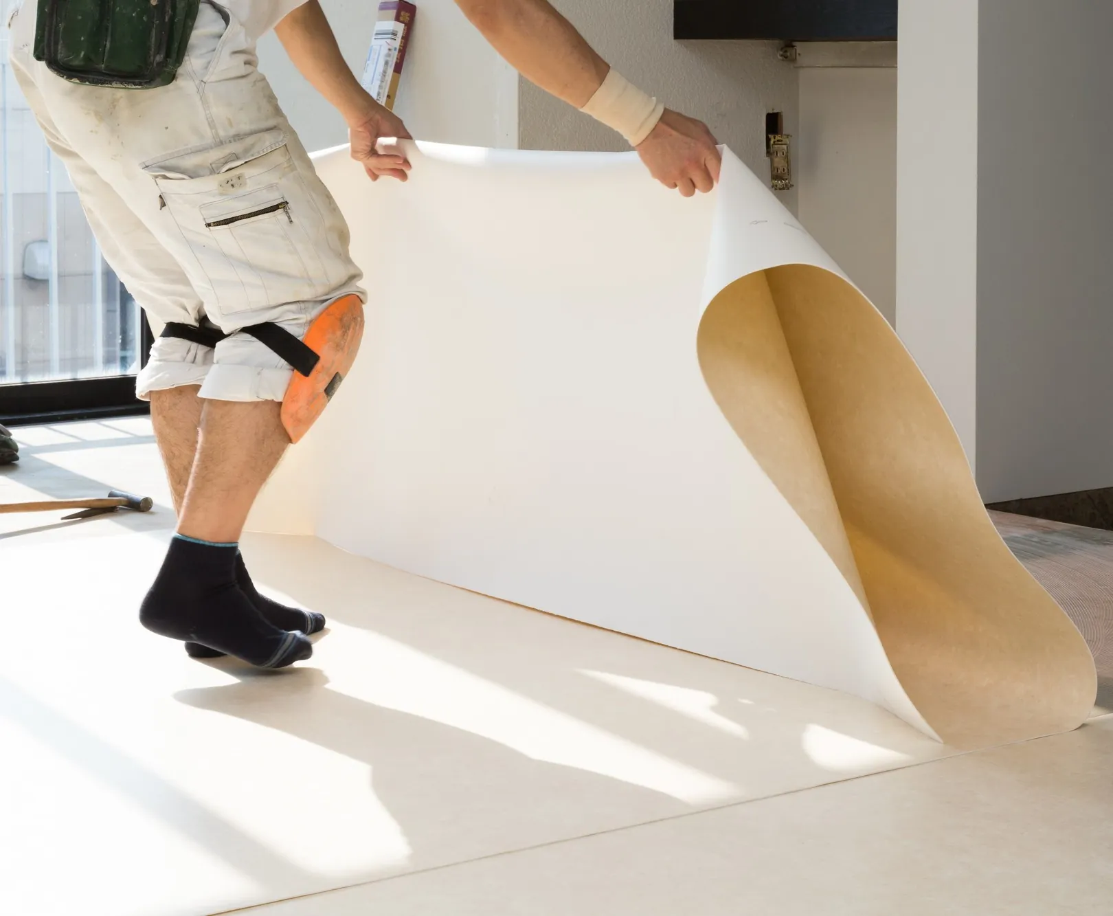 CF張り替えの様子 CF張り替えの様子